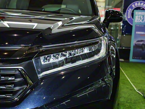 2023�� 370TURBO ������ҹ�����