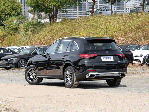 2025�� GLC 300 L 4MATIC ������ 5��