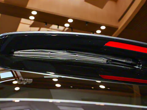 2025�� 500h ����F SPORT Performance