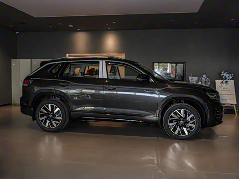 2024�� 380TSI ����R-Line���ܰ�