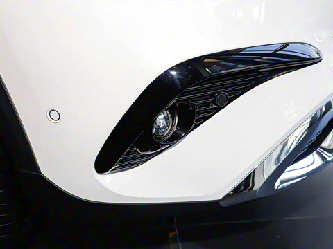 2025�� �Ŀ� GLA 200