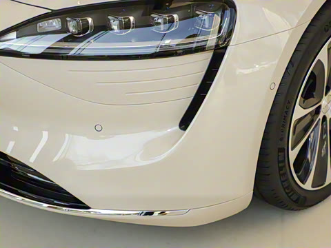 2025�� 855km Max