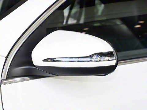 2025�� �Ŀ� GLA 200