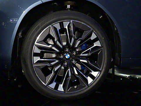 2025�� xDrive30L ������ M�˶���װ