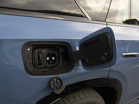 2025�� 730 Max������