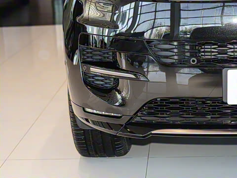 2025�� 400PS Dynamic SE