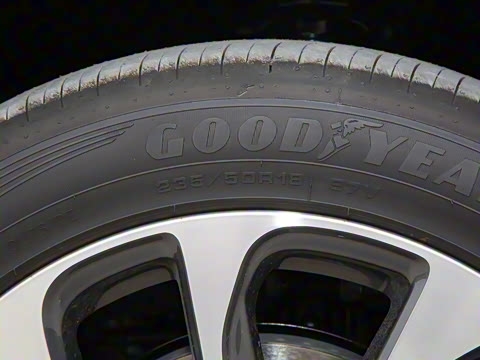 2025�� 2.0T ���а�