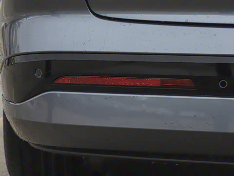 2025�� 210Ultra���Ȱ� 6��