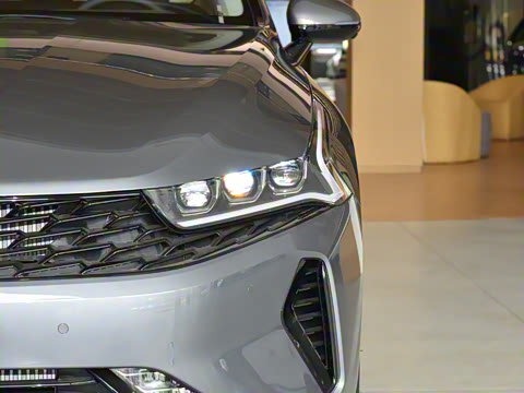 2025�� 2.0T �콢��