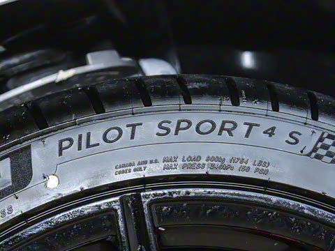 2024�� M4������ܳ� M xDrive ������