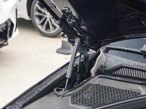 2025�� 325Li M�˶���װ