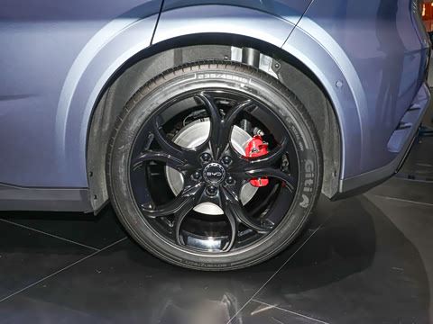 2025�� 550�������˰�