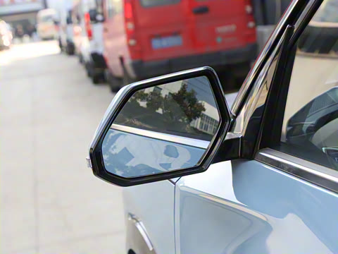 2025�� 630 Wave AWD