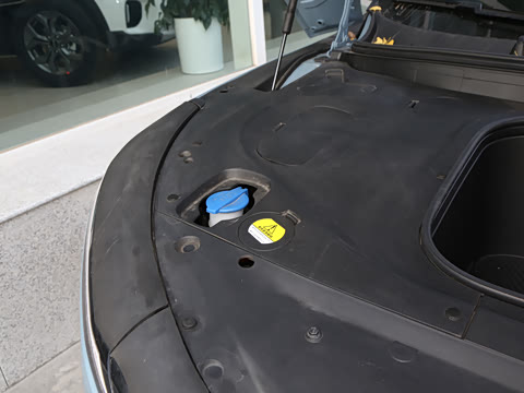 2025�� 630 Wave AWD