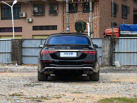 2025�� AMG S 63 L E Performance