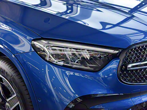 2025�� GLC 260 4MATIC ����SUV