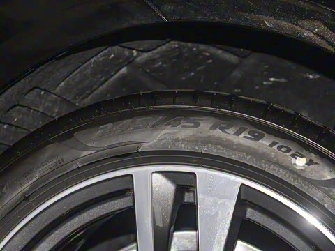 2025�� �Ŀ� 40 TFSI ����������