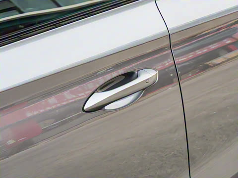 2025�� 2.0T 405 AT������