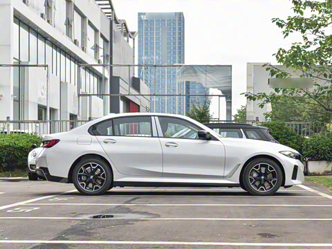 2025�� eDrive 40 L ��ҹ��װ