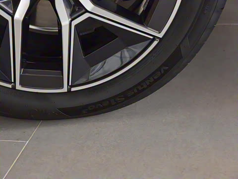 2024�� eDrive 35L M�˶���װ