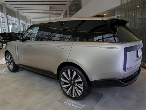 2024�� 3.0 L6 400PS SV���ٴ����ӳ��� 4��