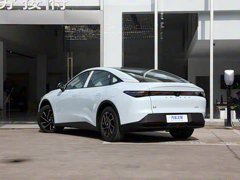 2024�� 560PRO 185kW