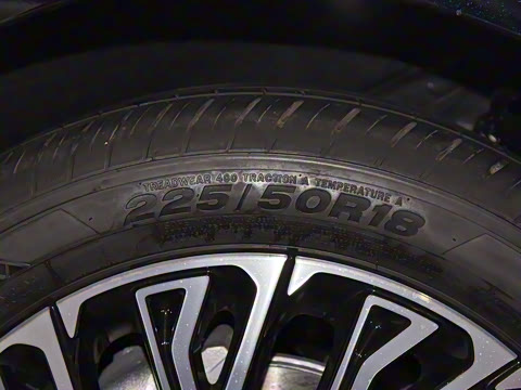 2025�� 2.0T �Զ��쳩��