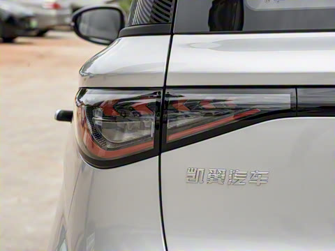 2025�� Mate 300km׷���