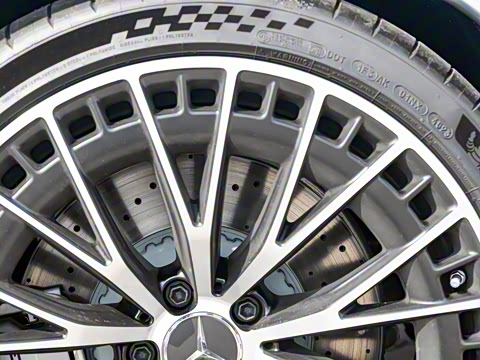 2024�� AMG CLE 53 4MATIC+ ���ܳ�