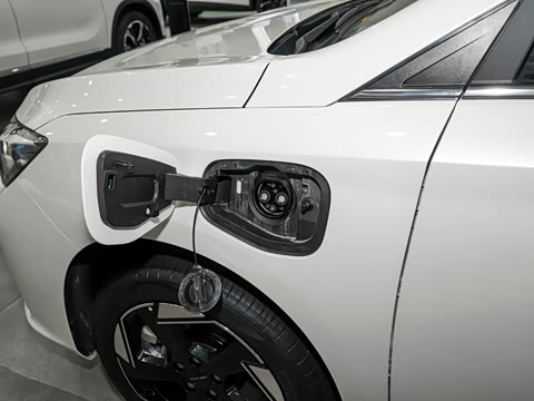 2023�� R500 �������а�