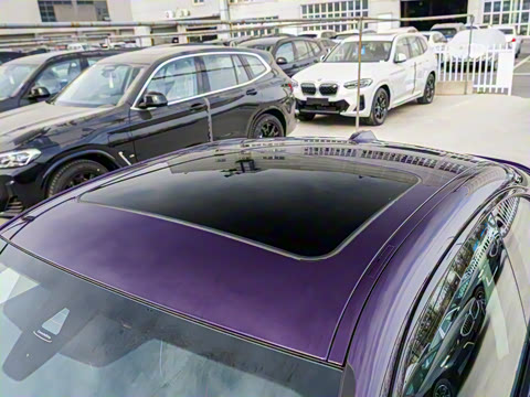 2025�� 225i M�˶���ҹ��װ