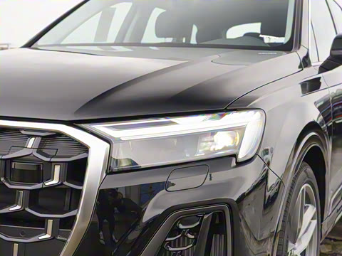 2025�� 55 TFSI quattro S line�˶���