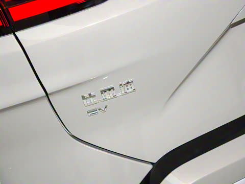 2025�� EV 520km ������