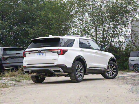 2024�� 2.3T EcoBoost ��������plus�� 7��