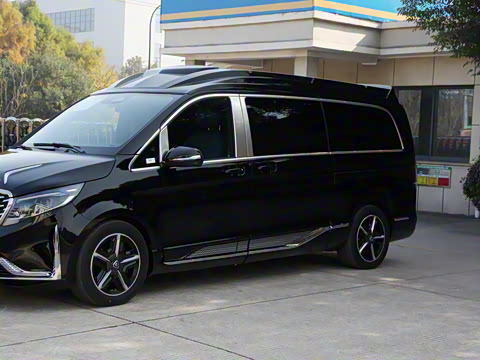 2025�� 2.0T ��Ӱ