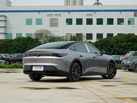 2025�� 668MAX���а� 200kW