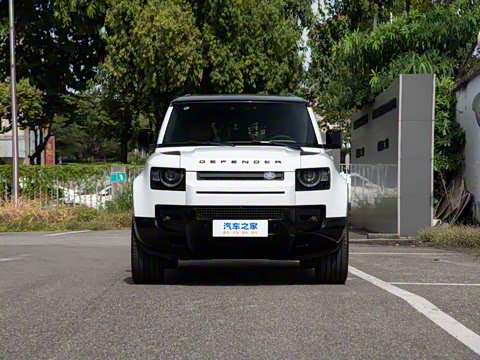 2025�� 110 3.0T P400 X-Dynamic HSE