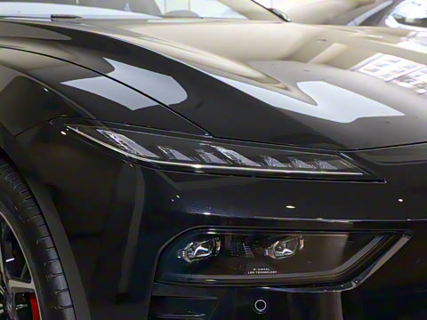 2025�� ���� 550ProѲ����