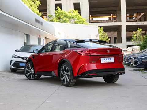 2025�� 630 MAX���а�