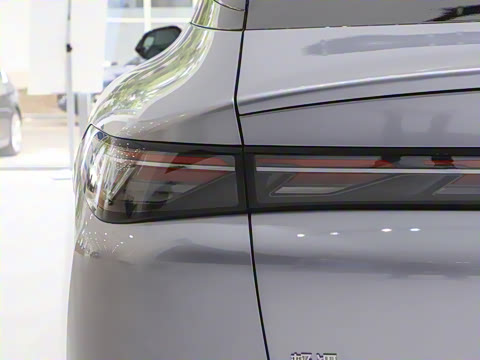 2025�� 560MAX 185kW