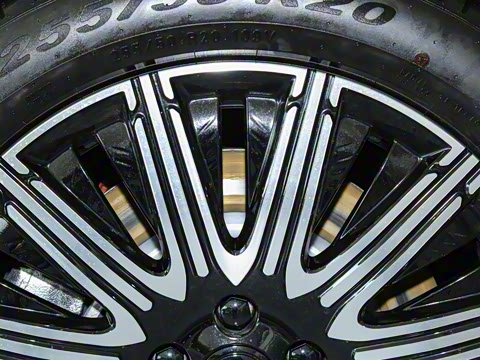 2025�� EV �����콢������