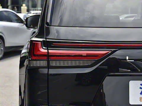 2025�� 700h VIP������