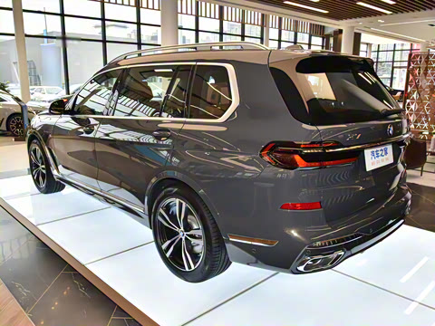 2024�� xDrive40i ������M�˶���װ