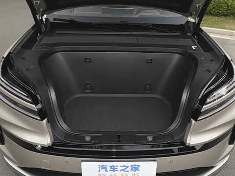 2025�� Ultra ������