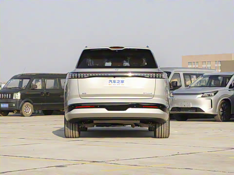 2025�� 210Max���̰� 5��