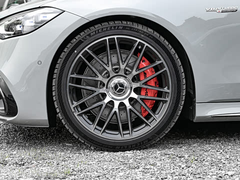 2024�� AMG S 63 L E Performance �׷��ر��