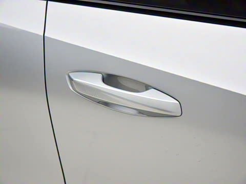 2025�� EM-i 115km ̽��+��