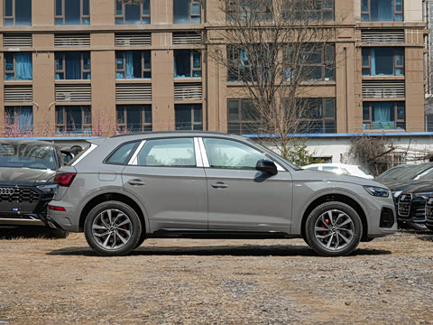 2025�� 45�����ذ� 40 TFSI ����������