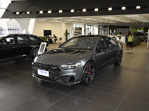2025�� 40 TFSI ������
