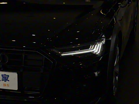 2025�� allroad quattro ̽���� 55 TFSI ����ԽҰ��